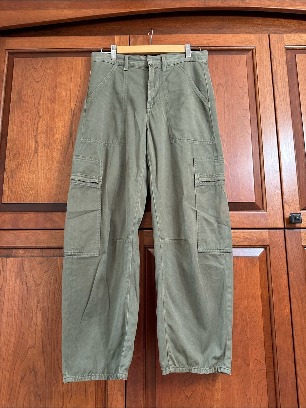 Citizens Of Humanity Olive Green Barrel leg slight crop Cargo Pants